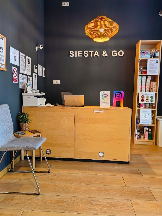 Hostal Siesta&Go Madrid Exterior foto